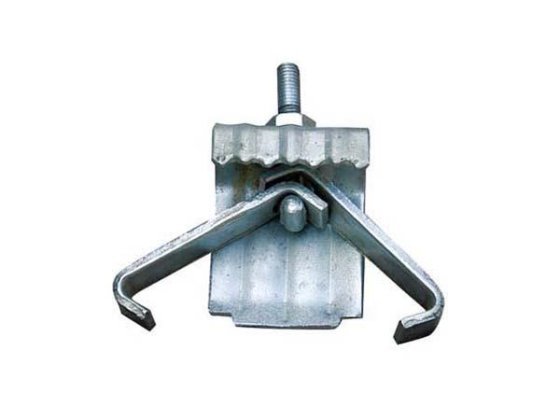 Connecting claw